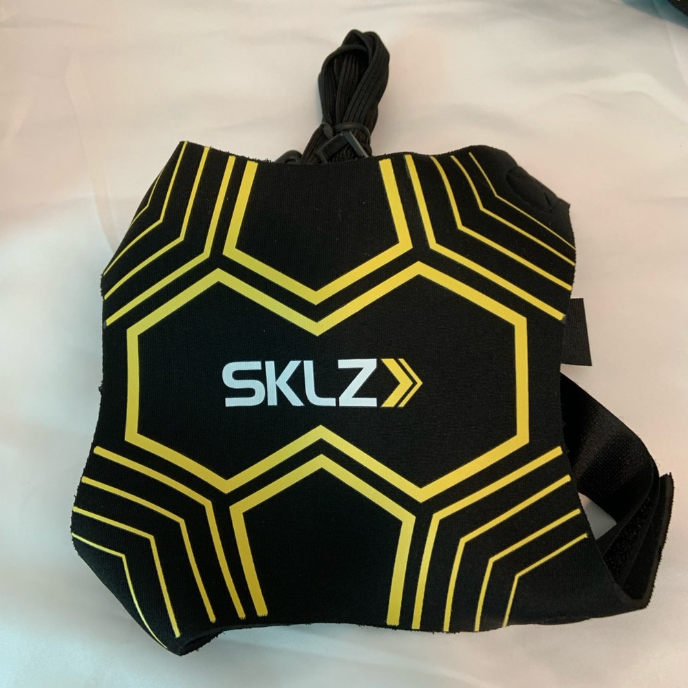 SKLZ Star Kick Solo Soccer Trainer-NWOT - Picture 3 of 7